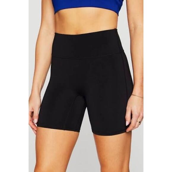 NWT Fabletics Anywhere Motion365+ High-Waisted 6'' Short in Black Size Medium - Picture 3 of 10